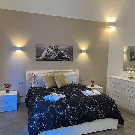 Leoscar Apartment In Catania Center Self Check-In エクステリア 写真