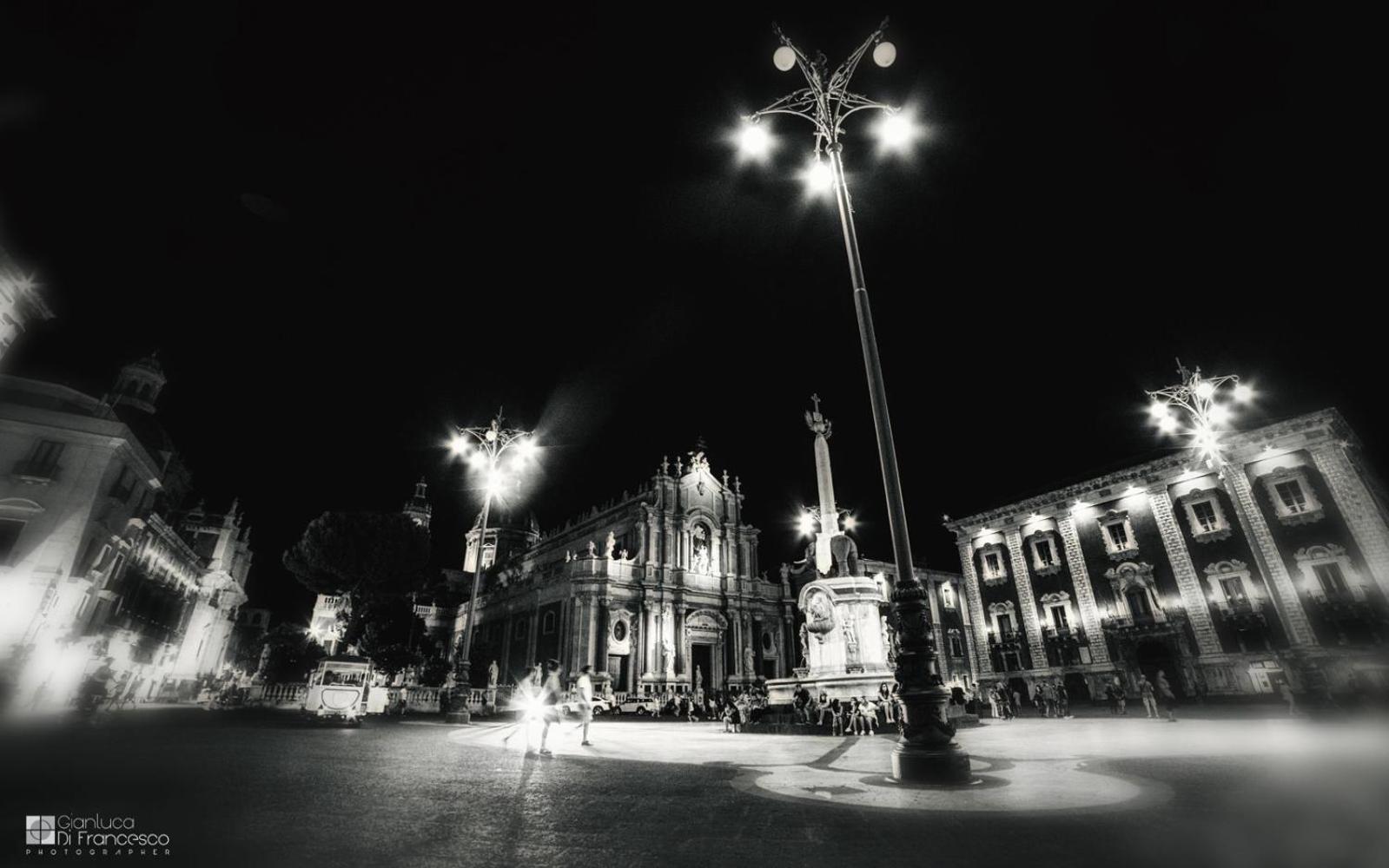 Leoscar Apartment In Catania Center Self Check-In エクステリア 写真